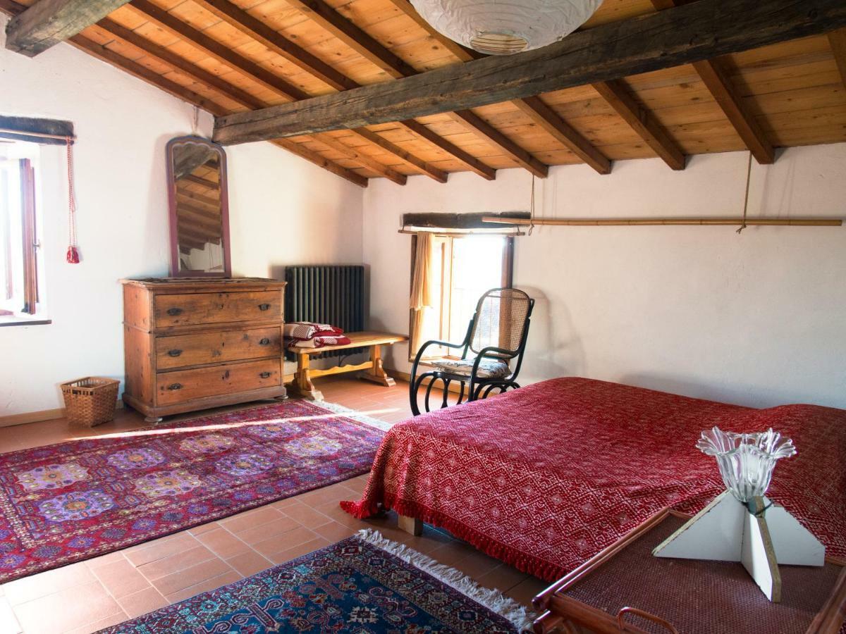לינה וארוחת בוקר Casa La Valle, Gubbio, Frazione Santa Cristina מראה חיצוני תמונה